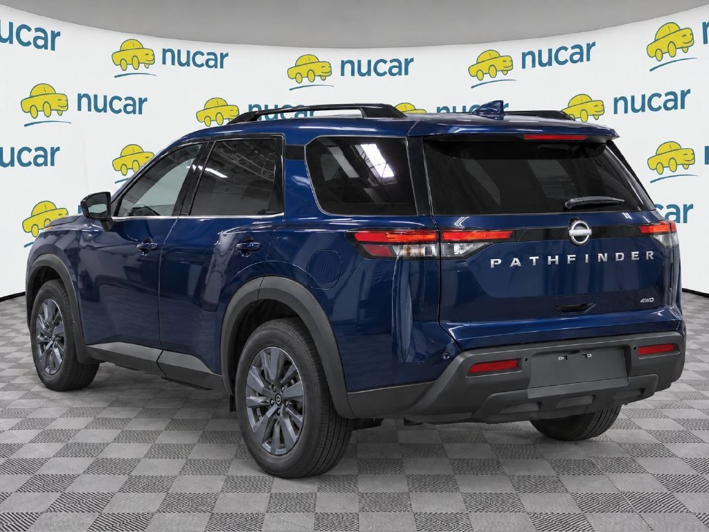 Used 2025 Nissan Pathfinder SV AWD/4WD image 4
