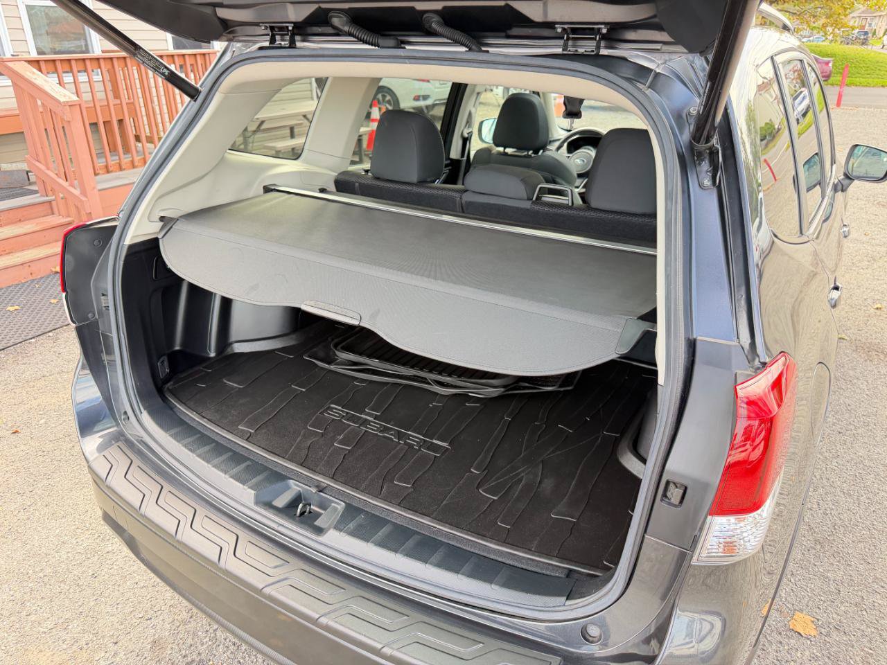 Used 2019 Subaru Forester Premium AWD/4WD image 35