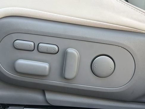 Used 2023 Hyundai Ioniq 5 Limited image 18