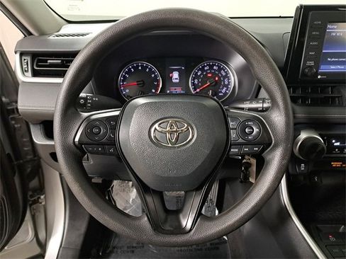 Used 2020 Toyota RAV4 LE image 26