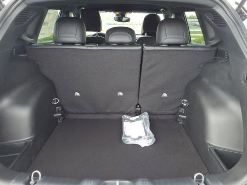 New 2026 Jeep Compass Latitude image 19