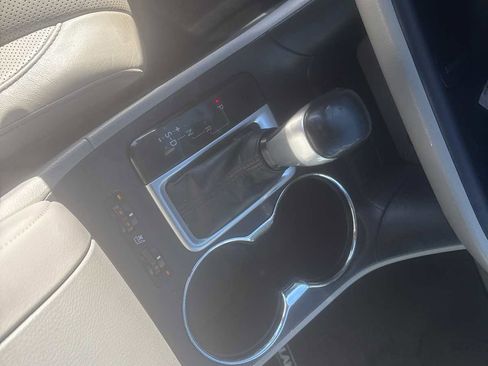 Used 2016 Toyota Highlander Limited Platinum image 17