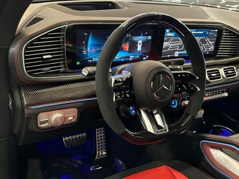 New 2025 Mercedes-Benz GLE 53 AMG 4MATIC image 12