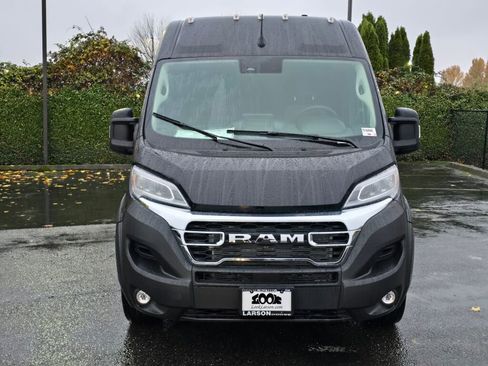 New 2026 RAM ProMaster 2500 w/ Quick Order Package 22G SLT image 9