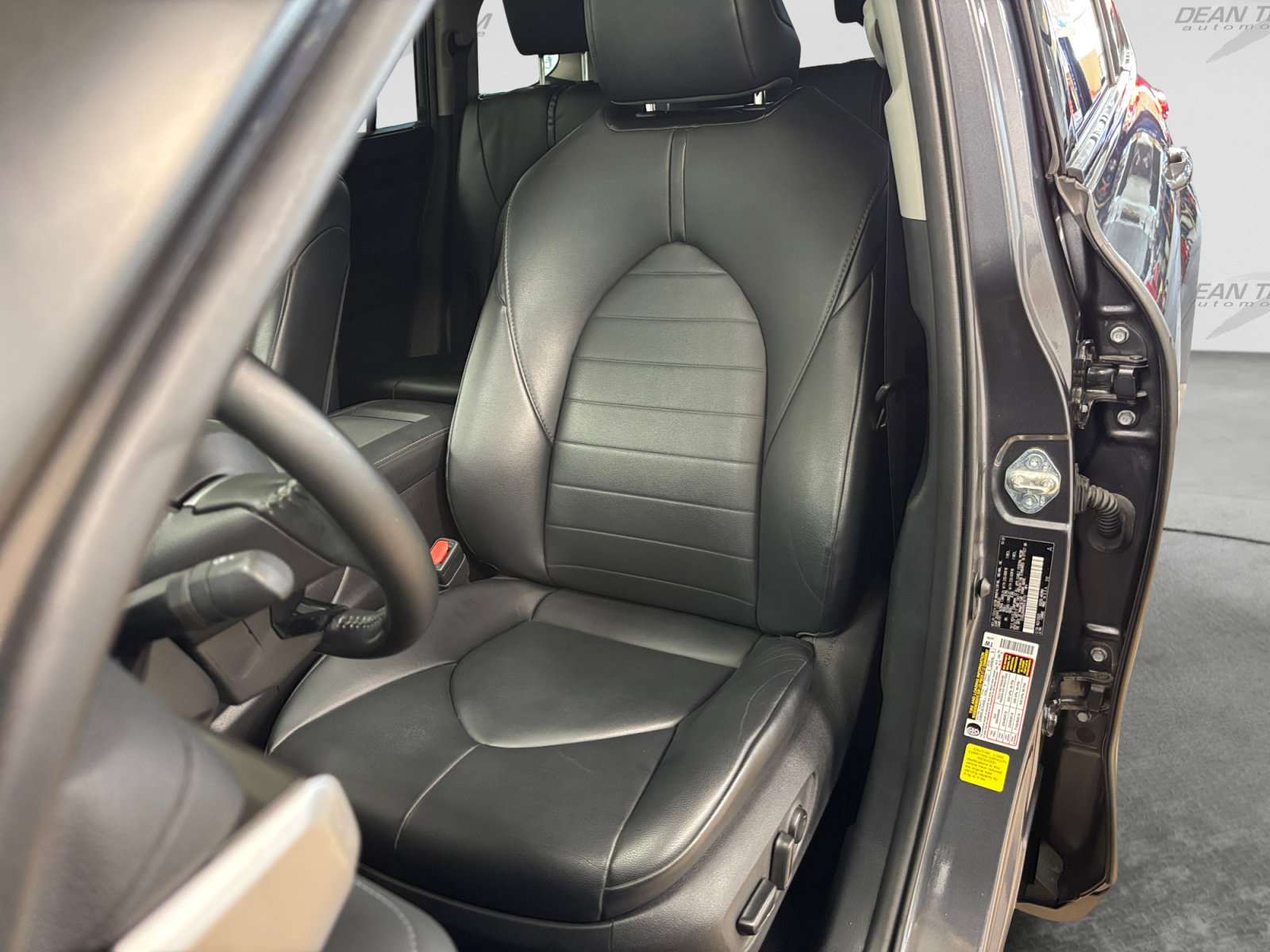 Used 2021 Toyota Highlander XLE FWD image 36