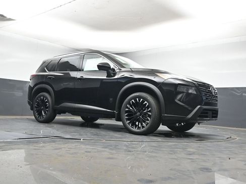 New 2026 Nissan Rogue Dark Armor image 32