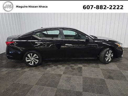 Used 2020 Nissan Altima 2.5 S FWD image 3