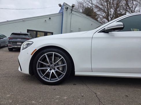 Used 2022 Mercedes-Benz E 350 4MATIC Sedan image 10