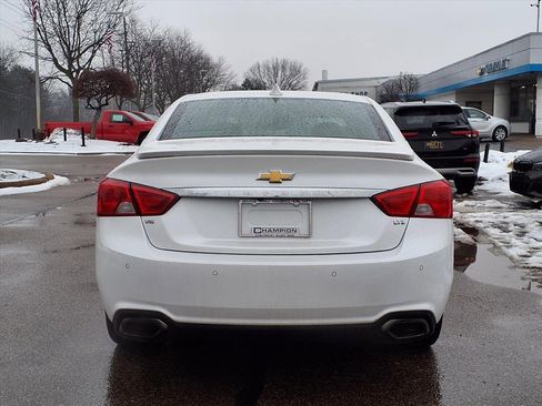 Used 2016 Chevrolet Impala LTZ w/ Enhanced Convenience Package image 5