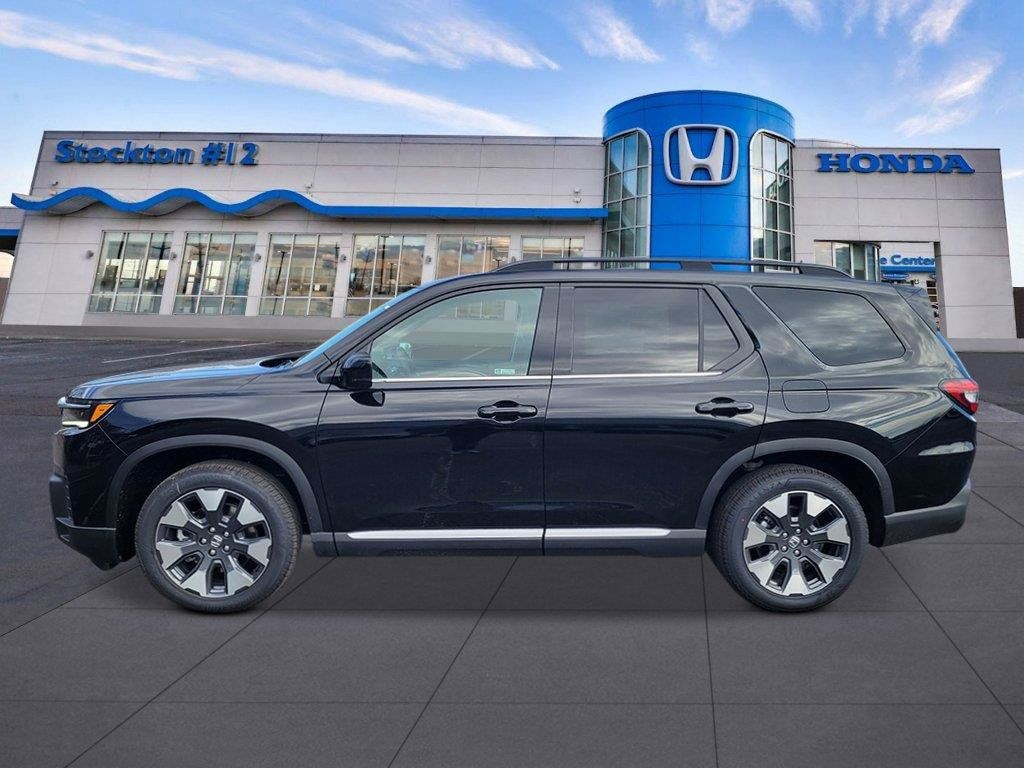 New 2026 Honda Pilot Elite image 2