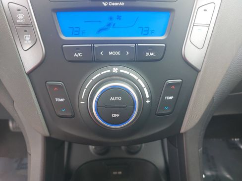 Used 2013 Hyundai Santa Fe Sport 2.0T FWD image 21