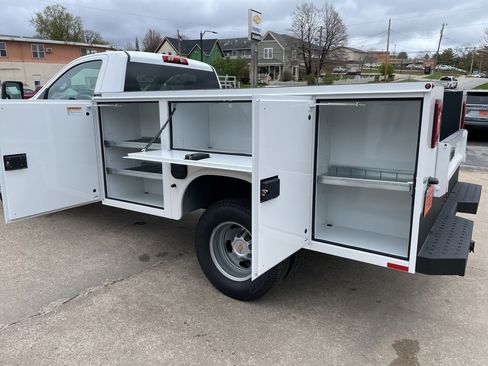 Used 2025 Chevrolet Silverado 3500 W/T w/ WT Convenience Package image 13