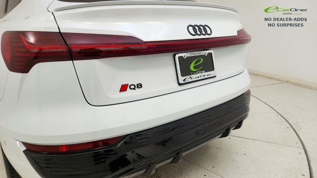 Used 2024 Audi Q8 e-tron Prestige w/ Prestige Package AWD/4WD image 26