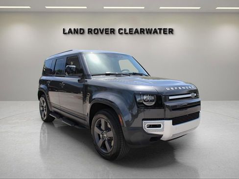 New 2025 Land Rover Defender 110 S AWD/4WD image 7