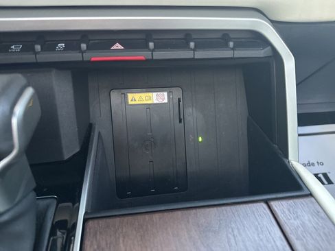 Used 2023 Toyota Sequoia Capstone image 28