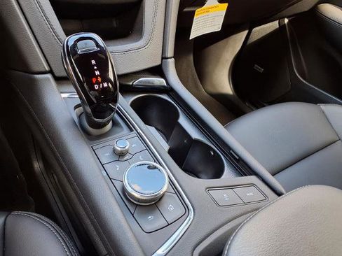 New 2026 Cadillac XT5 Luxury w/ LPO, Red Accent Package image 15