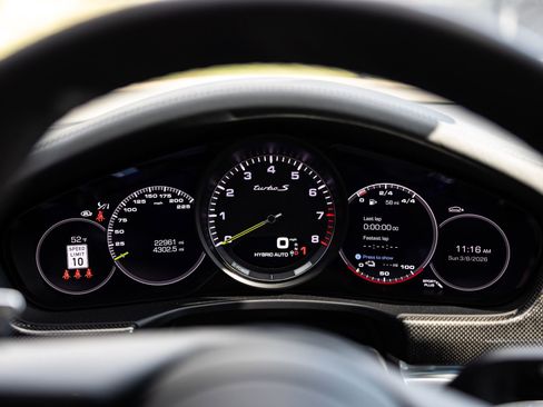 Used 2021 Porsche Panamera Turbo S w/ Assistance Package image 20