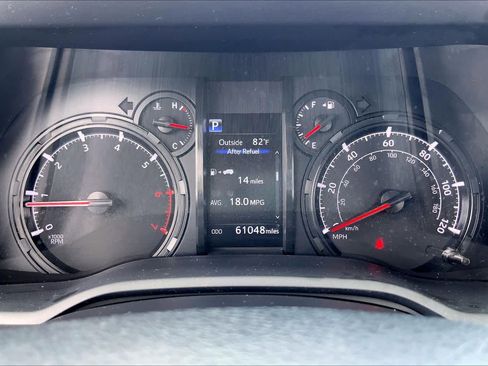 Used 2023 Toyota 4Runner SR5 AWD/4WD image 25