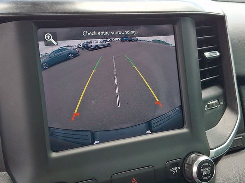 Used 2019 RAM 1500 Big Horn AWD/4WD image 18
