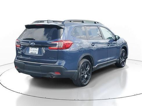 Certified 2025 Subaru Ascent Onyx Edition w/ Onyx Package AWD/4WD image 4