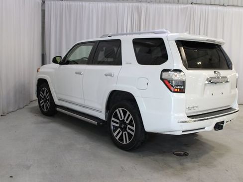 Used 2022 Toyota 4Runner Limited AWD/4WD image 32