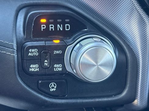 Used 2020 RAM 1500 Limited w/ Black Appearance Package AWD/4WD image 53