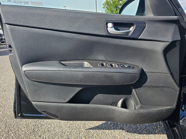 Used 2018 Kia Optima LX FWD image 24