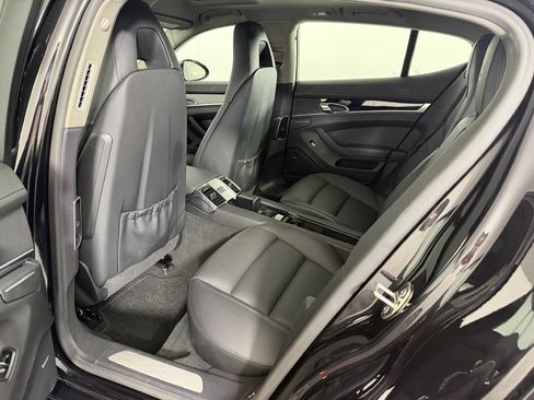 Used 2013 Porsche Panamera 4 Platinum Edition AWD/4WD image 19