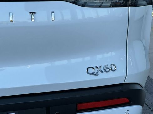 Used 2024 INFINITI QX60 Luxe w/ Vision Package AWD/4WD image 41