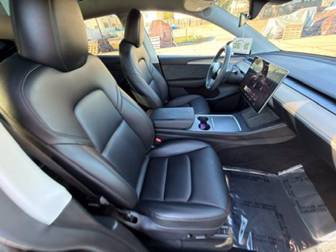 Used 2023 Tesla Model Y Long Range AWD/4WD image 23