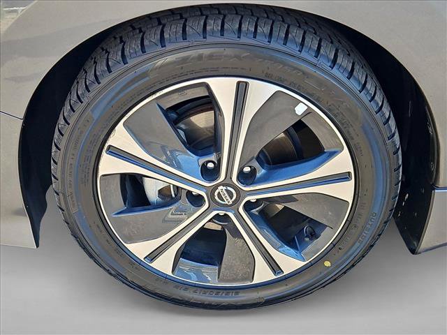 Used 2021 Nissan Leaf SV FWD image 29