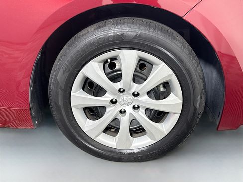 Used 2023 Toyota Corolla LE FWD image 31