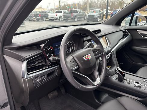 Used 2024 Cadillac XT6 Luxury w/ LPO, Floor Liner Package image 6