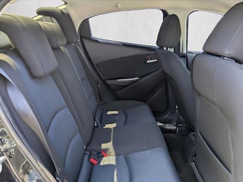 Used 2018 Toyota Yaris iA FWD image 18