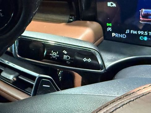Used 2025 Lincoln Aviator Reserve w/ Equipment Group 201A AWD/4WD image 20