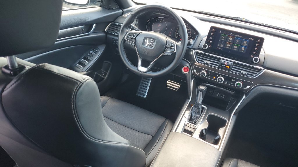 Used 2022 Honda Accord Sport image 12
