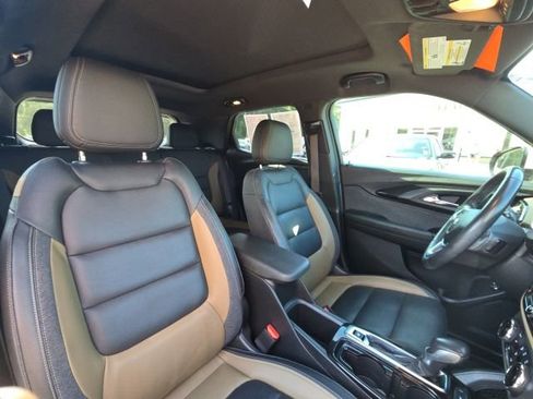 Used 2021 Chevrolet TrailBlazer ACTIV w/ Sun and Liftgate Package FWD image 21