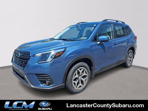 Certified 2023 Subaru Forester Premium AWD/4WD image 1