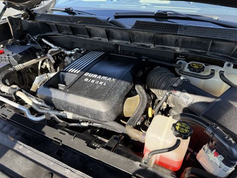 Used 2020 Chevrolet Silverado 1500 LT w/ Texas Edition image 31