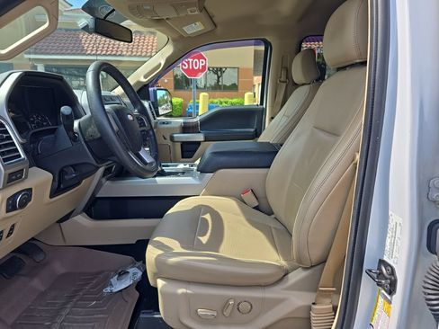 Used 2016 Ford F150 Lariat w/ Equipment Group 501A Mid RWD image 3