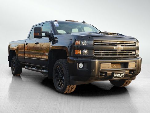 Used 2019 Chevrolet Silverado 2500 LT image 7