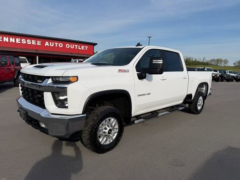 Used 2021 Chevrolet Silverado 2500 LT w/ Z71 Off-Road Package image 2