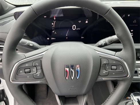 Used 2025 Buick Envista Preferred w/ Convenience I Package image 21