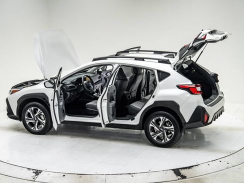 Used 2024 Subaru Crosstrek 2.0i Premium AWD/4WD image 34