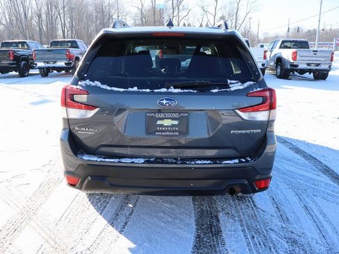 Used 2021 Subaru Forester Premium image 34