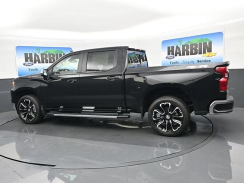 New 2026 Chevrolet Silverado 1500 LT w/ Leather Package AWD/4WD image 3