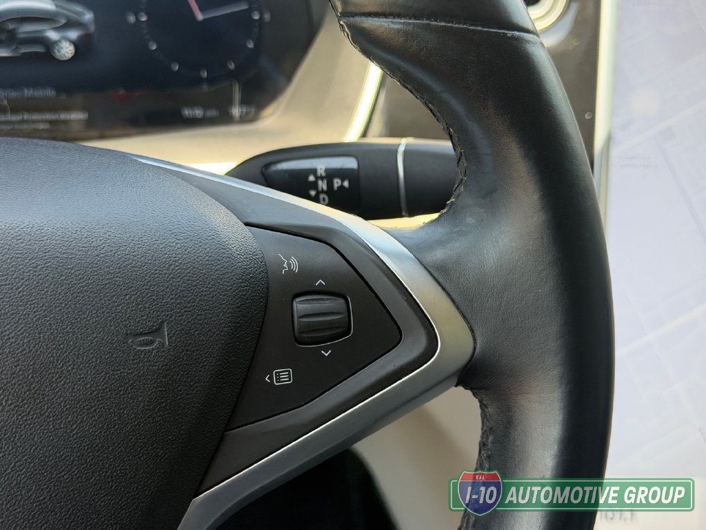 Used 2015 Tesla Model S 70 RWD image 23