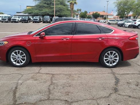 Used 2020 Ford Fusion Energi Titanium image 5