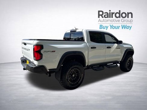 Used 2023 Chevrolet Colorado ZR2 w/ ZR2 Convenience Package III AWD/4WD image 7