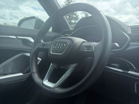 Used 2021 Audi Q3 2.0T Premium w/ Convenience Package AWD/4WD image 20